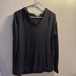 Women’s small hooded pullover